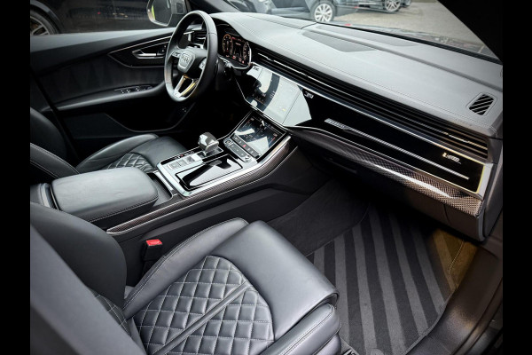 Audi Q8 55 TFSI e quattro S-Line Panoramadak|RS-zetels|Carbon|Softclose|Luchtvering|Keyless|Head-Up|Camera 360°|Matrix