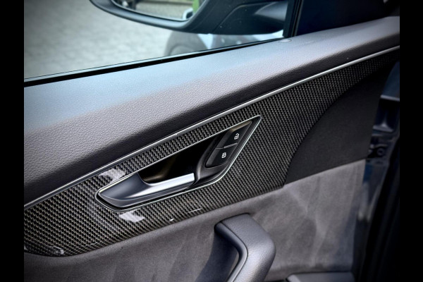 Audi Q8 55 TFSI e quattro S-Line Panoramadak|RS-zetels|Carbon|Softclose|Luchtvering|Keyless|Head-Up|Camera 360°|Matrix