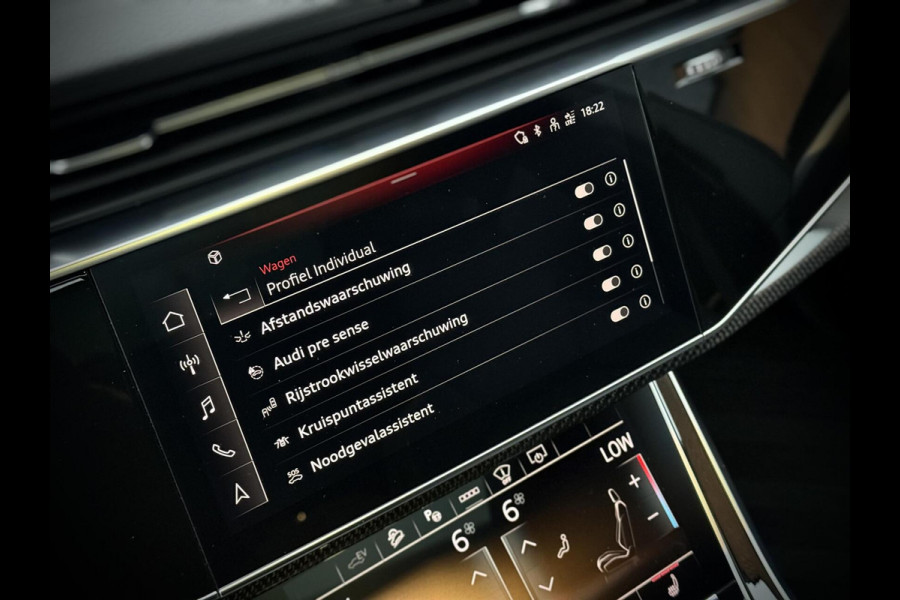 Audi Q8 55 TFSI e quattro S-Line Panoramadak|RS-zetels|Carbon|Softclose|Luchtvering|Keyless|Head-Up|Camera 360°|Matrix