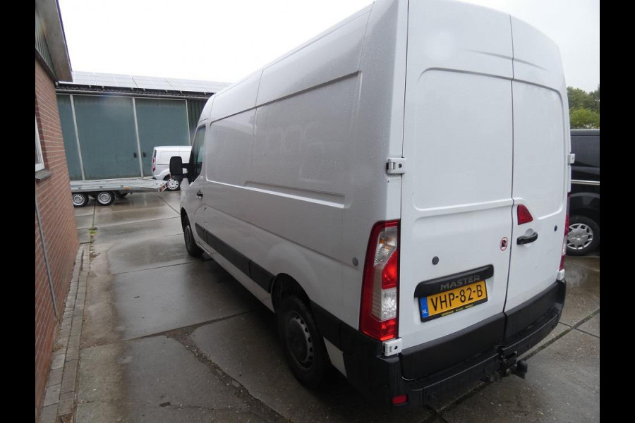 Renault Master T35 2.3 dCi 135 L2H2* camera* cr.control*