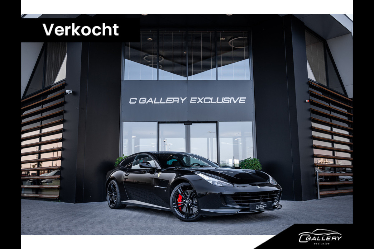 Ferrari GTC4Lusso 6.3 V12 - 4-zits l Lift l Passanger Display l Carbon l Panorama Ferrari GTC4Lusso 6.3 V12 - 4-zits l Lift l Passanger Display l Carbon l Panorama