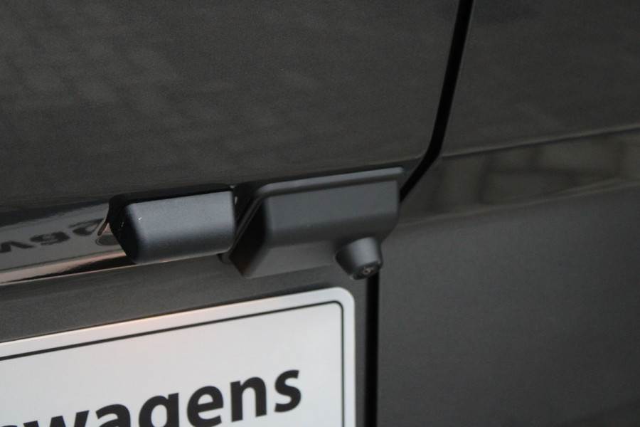 Ford Transit Custom 320 2.0 TDCI L2H1 Trend DC 136pk - Carplay - Android - Camera - LED koplampen - Stoel + Stuurverwarming - Rijklaar Ford Transit Custom 320 2.0 TDCI L2H1 Trend DC 136pk - Carplay - Android - Camera - LED koplampen - Stoel + Stuurverwarming - Rijklaar