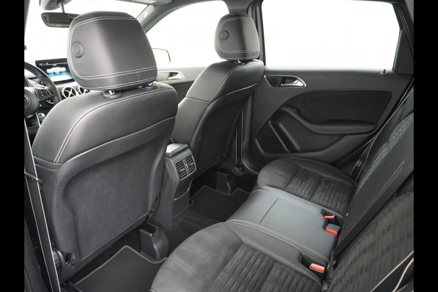 Mercedes-Benz B-Klasse 200 Ambition | Trekhaak Carplay Sfeer Mercedes-Benz B-Klasse 200 Ambition | Trekhaak Carplay Sfeer