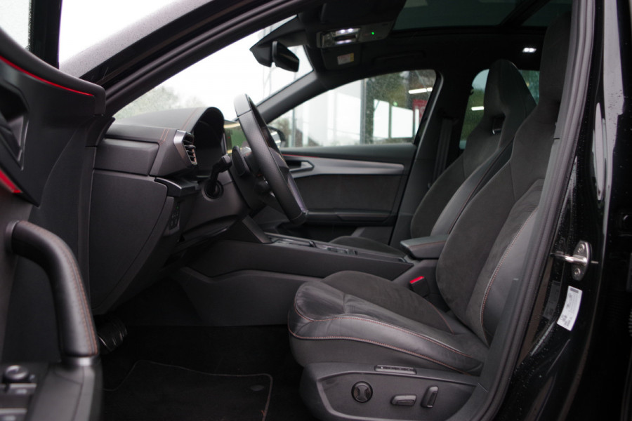CUPRA Formentor 1.4 e-Hybrid VZ Black Edition 245 PK PHEV, Panoramadak, 360 Camera, Memory, Alcantara, Winterpakket