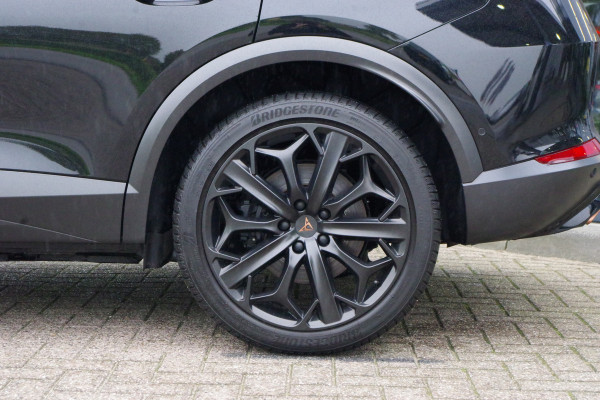 CUPRA Formentor 1.4 e-Hybrid VZ Black Edition 245 PK PHEV, Panoramadak, 360 Camera, Memory, Alcantara, Winterpakket