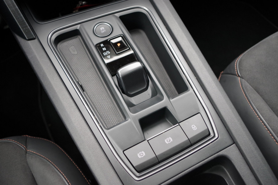 CUPRA Formentor 1.4 e-Hybrid VZ Black Edition 245 PK PHEV, Panoramadak, 360 Camera, Memory, Alcantara, Winterpakket
