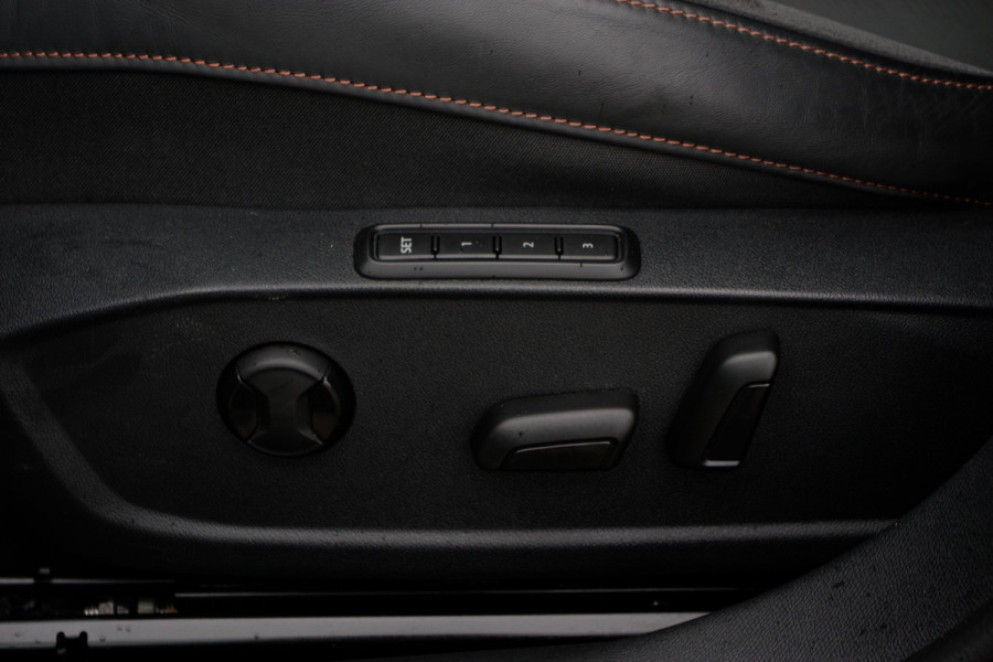 CUPRA Formentor 1.4 e-Hybrid VZ Black Edition 245 PK PHEV, Panoramadak, 360 Camera, Memory, Alcantara, Winterpakket