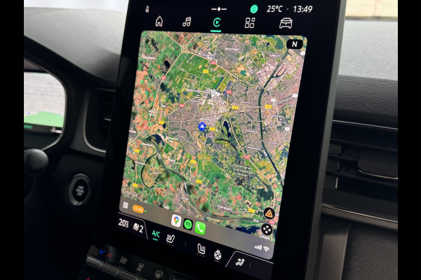 Renault Captur 1.3 MILD HYBRID 160 TECHNO CAMERA 18''LMV STOEL/STUUR .VERW PURE VISION LED 10'' R-LINK NAVI 04/2025 EDC-automaat (Efficiënt Dual Clutch) 7 Versnellingen 1200KG Trekgewicht