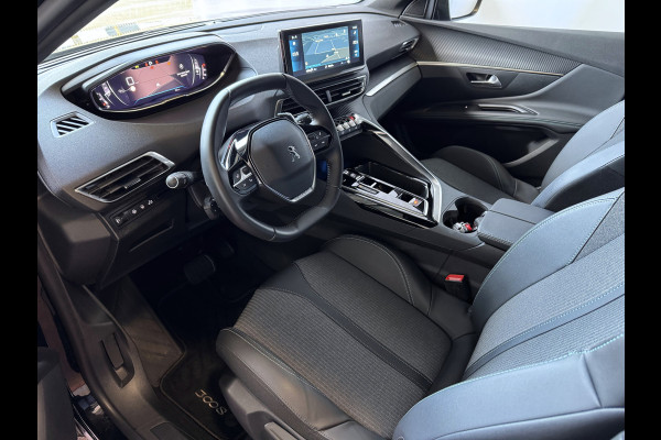 Peugeot 3008 130PK ALLURE LEER I-COCKPIT LED CARPLAY EUROPA.NAVI ELEK.KLEP CAMERA ADAP.CRUISE ZWARTE HEMEL. 2024 ALLURE 2024