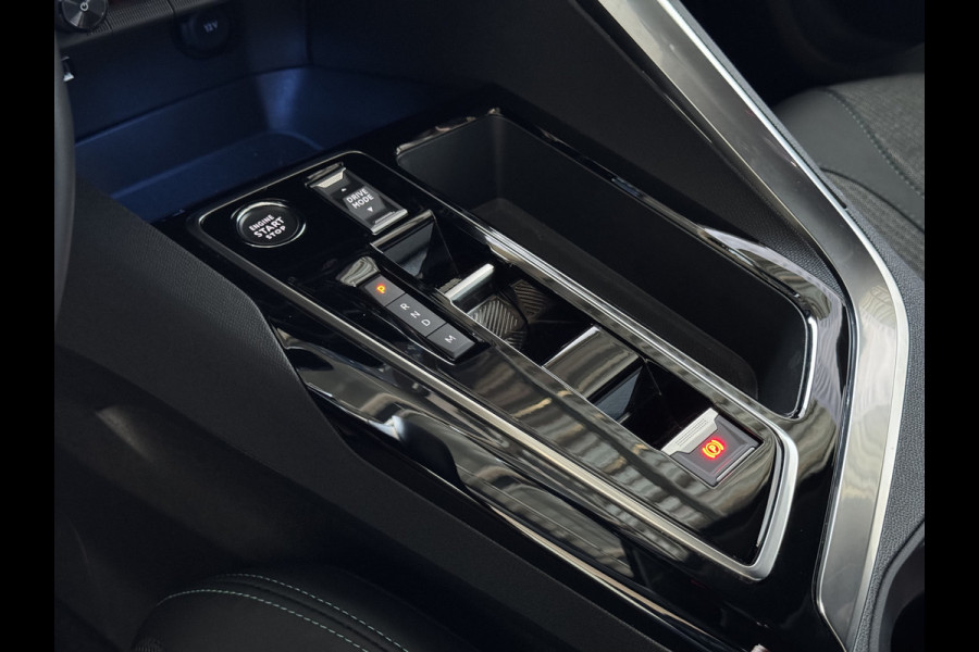 Peugeot 3008 130PK ALLURE LEER I-COCKPIT LED CARPLAY EUROPA.NAVI ELEK.KLEP CAMERA ADAP.CRUISE ZWARTE HEMEL. 2024 ALLURE 2024