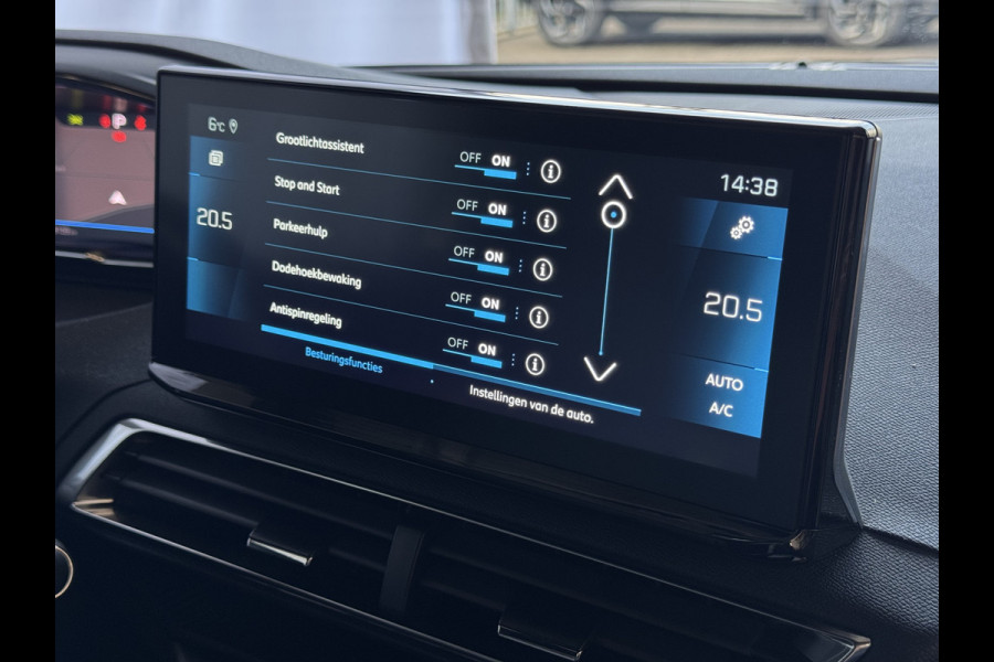 Peugeot 3008 130PK ALLURE LEER I-COCKPIT LED CARPLAY EUROPA.NAVI ELEK.KLEP CAMERA ADAP.CRUISE ZWARTE HEMEL. 2024 ALLURE 2024
