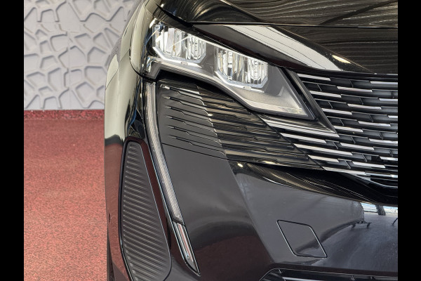 Peugeot 3008 130PK ALLURE LEER I-COCKPIT LED CARPLAY EUROPA.NAVI ELEK.KLEP CAMERA ADAP.CRUISE ZWARTE HEMEL. 2024 ALLURE 2024