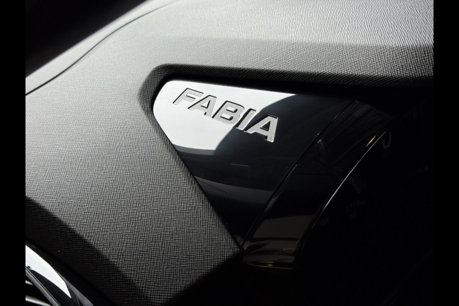 Škoda Fabia 1.0 TSI 116PK MONTE CARLO BLACK CAMERA LED STOEL/STUUR VERW ADAP, CRUISE VIC.COCKPIT 03/2025