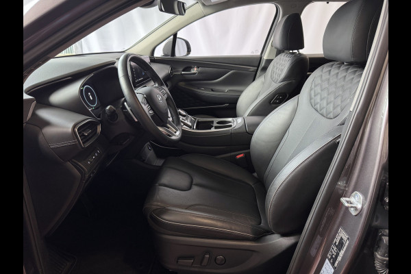 Hyundai Santa Fe 1.6 T-GDI PHEV PREMIUM 7P AWD LEER ELEK.KLEP CAMERA NAVI STOEL/STUUR VERW. PLUG IN HYBRID