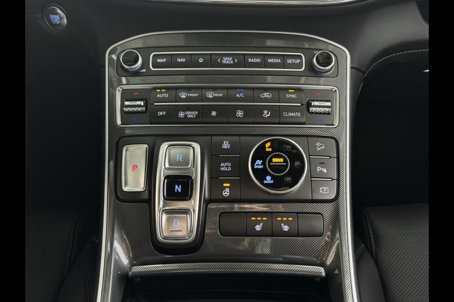 Hyundai Santa Fe 1.6 T-GDI PHEV PREMIUM 7P AWD LEER ELEK.KLEP CAMERA NAVI STOEL/STUUR VERW. PLUG IN HYBRID
