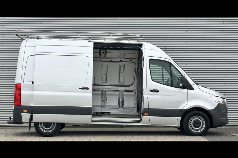 Mercedes-Benz Sprinter 314 2.2 CDI L2H2 Automaat zilver grijs Mercedes-Benz Sprinter 314 2.2 CDI L2H2 Automaat zilver grijs