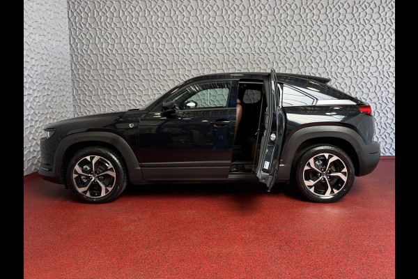 Mazda MX-30 E-SKYACTIV R-EV PHEV 170PK ELEK.STOEL H.U.D CAMERA LED PLUG IN HYBRID