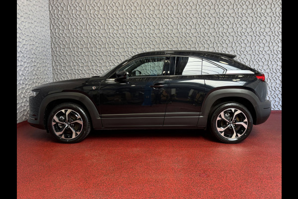 Mazda MX-30 E-SKYACTIV R-EV PHEV 170PK ELEK.STOEL H.U.D CAMERA LED PLUG IN HYBRID