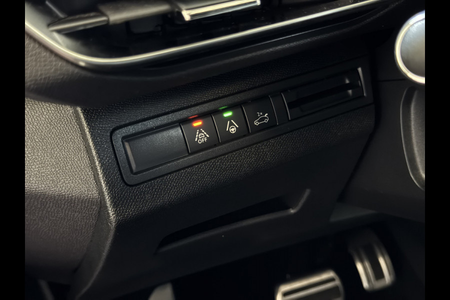 Peugeot 5008 GT BLACK PACK 7P CAMERA NAVI I-COCKPIT LED ELEK.KLEP STOELVERW. LEER LED 2024 7PERS 7PERSOONS