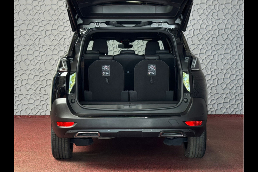 Peugeot 5008 GT BLACK PACK 7P CAMERA NAVI I-COCKPIT LED ELEK.KLEP STOELVERW. LEER LED 2024 7PERS 7PERSOONS