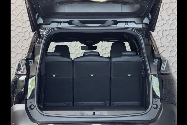 Peugeot 5008 GT BLACK PACK 7P CAMERA NAVI I-COCKPIT LED ELEK.KLEP STOELVERW. LEER LED 2024 7PERS 7PERSOONS