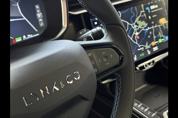 Lynk & Co 01 ✅ NIEUWE AUTO ✅ 2025  / STUUR/STOEL VERW. 1.5 261 PK ZWARTE HEMEL 360CAM 4 JAAR GARANTIE PHEV Plug-in Hybrid