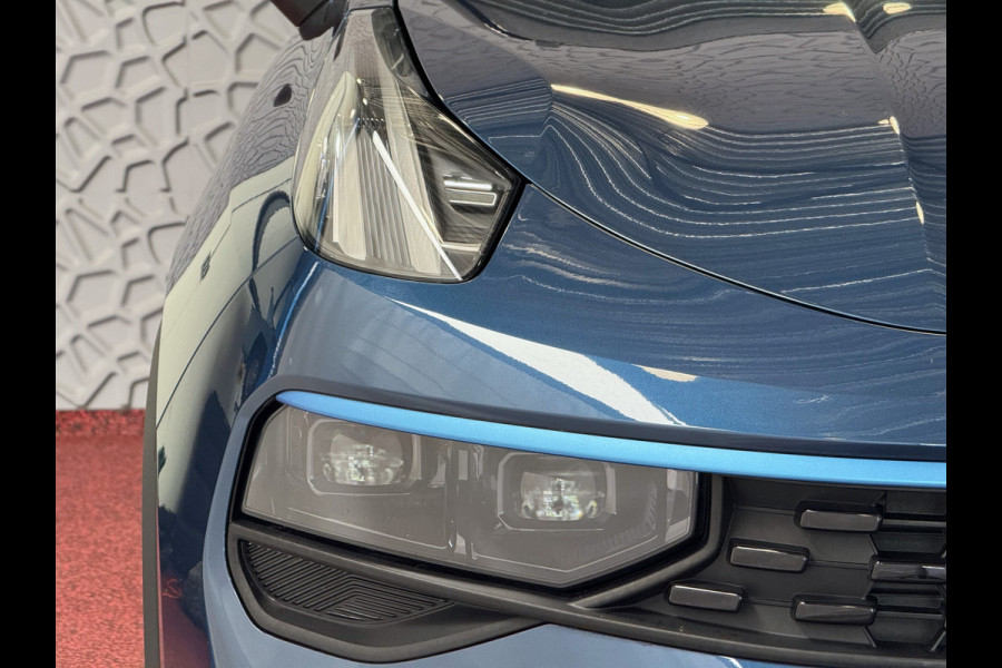 Lynk & Co 01 ✅ NIEUWE AUTO ✅ 2025  / STUUR/STOEL VERW. 1.5 261 PK ZWARTE HEMEL 360CAM 4 JAAR GARANTIE PHEV Plug-in Hybrid