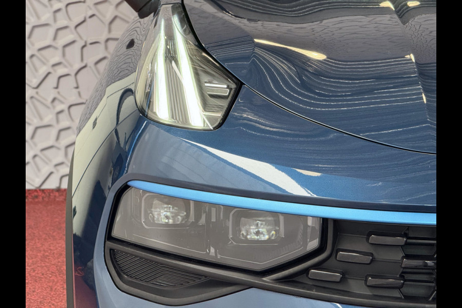 Lynk & Co 01 ✅ NIEUWE AUTO ✅ 2025  / STUUR/STOEL VERW. 1.5 261 PK ZWARTE HEMEL 360CAM 4 JAAR GARANTIE PHEV Plug-in Hybrid