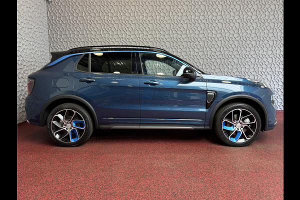 Lynk & Co 01 ✅ NIEUWE AUTO ✅ 2025  / STUUR/STOEL VERW. 1.5 261 PK ZWARTE HEMEL 360CAM 4 JAAR GARANTIE PHEV Plug-in Hybrid