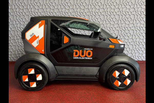 Mobilize Duo 80 Evo AIRCO P.SENSOR  10,3 KW ACCU BLUETOOTH AUDIO STOELVERWARMING VLEUGELDEUREN