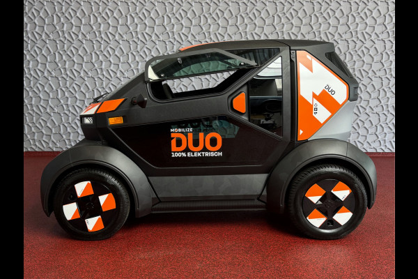 Mobilize Duo 80 Evo AIRCO P.SENSOR  10,3 KW ACCU BLUETOOTH AUDIO STOELVERWARMING VLEUGELDEUREN