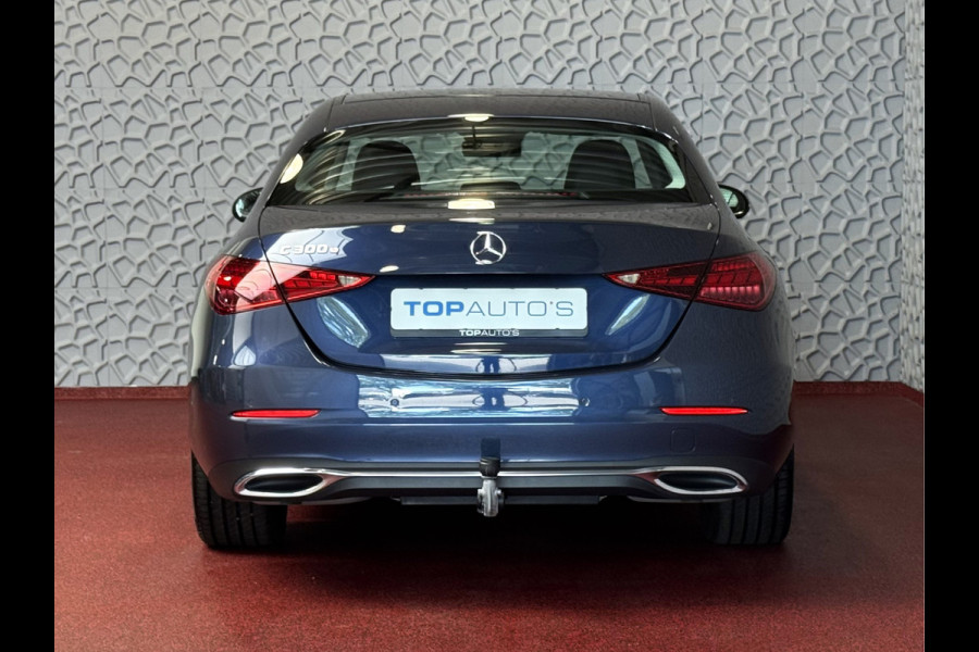 Mercedes-Benz C-Klasse 300e 313PK PHEV 12/2024 AVANTGARDE TREKHAAK DISTRONIC CAMERA ELEK/STOEL/VERWARMD 12/2024 PHEV PLUG IN HYBRIDE