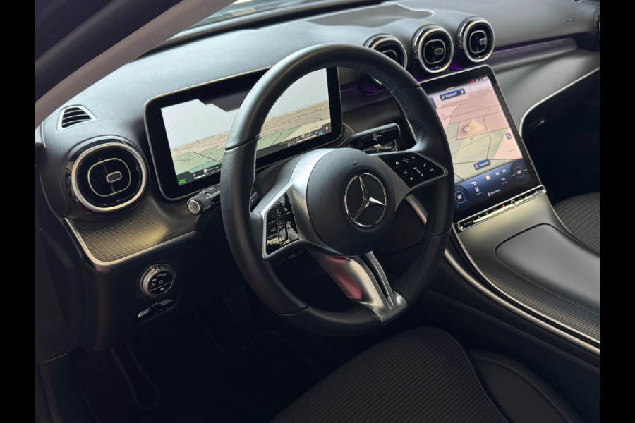 Mercedes-Benz C-Klasse 300e 313PK PHEV 12/2024 AVANTGARDE TREKHAAK DISTRONIC CAMERA ELEK/STOEL/VERWARMD 12/2024 PHEV PLUG IN HYBRIDE