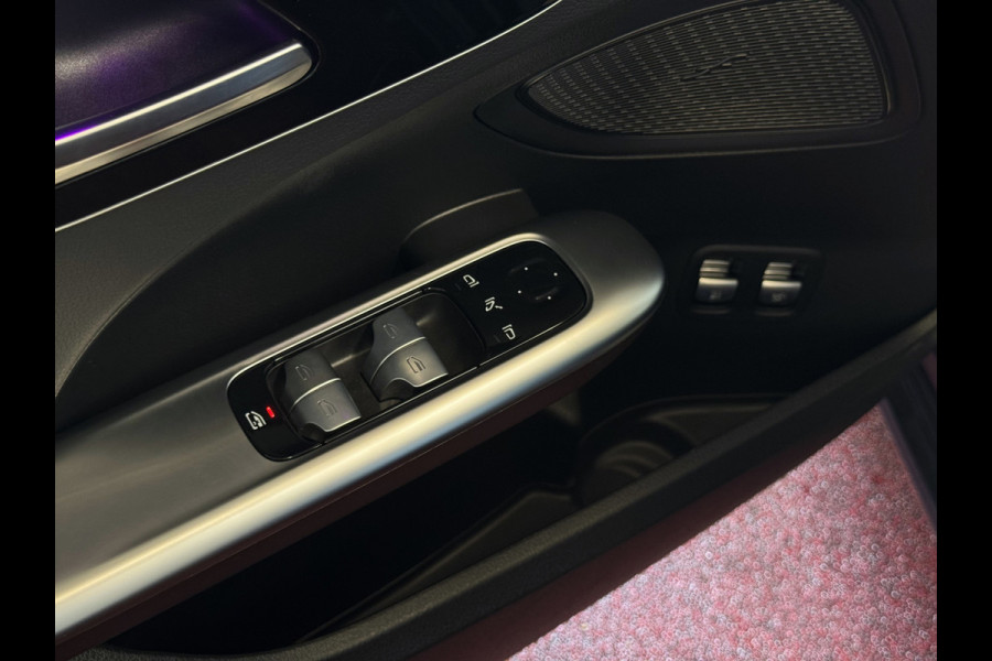 Mercedes-Benz C-Klasse 300e 313PK PHEV 12/2024 AVANTGARDE TREKHAAK DISTRONIC CAMERA ELEK/STOEL/VERWARMD 12/2024 PHEV PLUG IN HYBRIDE