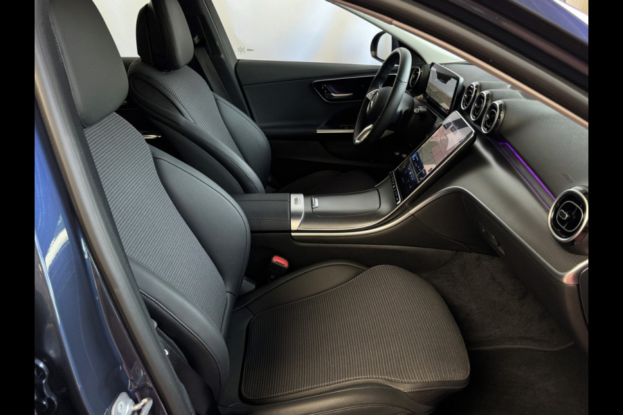 Mercedes-Benz C-Klasse 300e 313PK PHEV 12/2024 AVANTGARDE TREKHAAK DISTRONIC CAMERA ELEK/STOEL/VERWARMD 12/2024 PHEV PLUG IN HYBRIDE