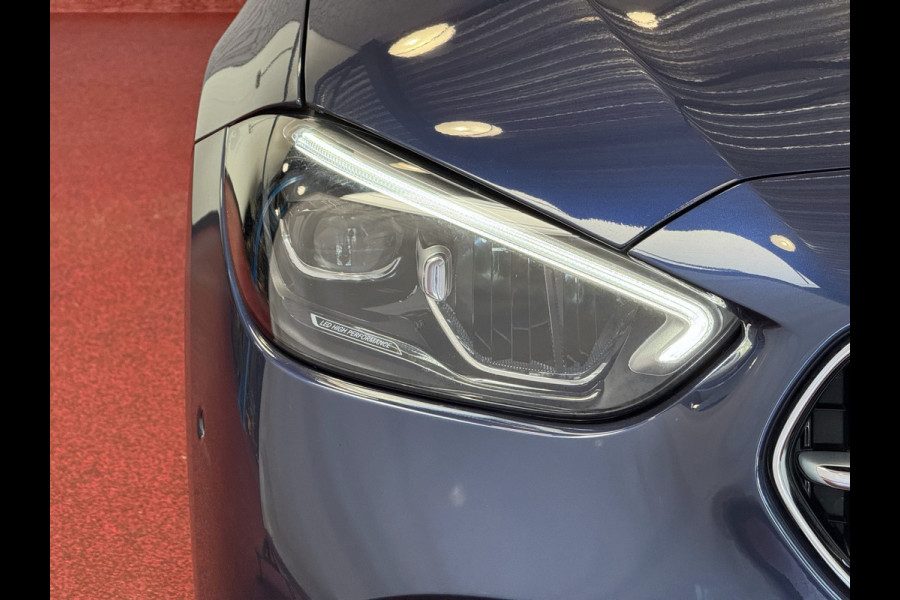 Mercedes-Benz C-Klasse 300e 313PK PHEV 12/2024 AVANTGARDE TREKHAAK DISTRONIC CAMERA ELEK/STOEL/VERWARMD 12/2024 PHEV PLUG IN HYBRIDE