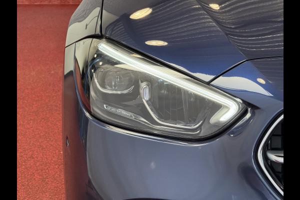 Mercedes-Benz C-Klasse 300e 313PK PHEV 12/2024 AVANTGARDE TREKHAAK DISTRONIC CAMERA ELEK/STOEL/VERWARMD 12/2024 PHEV PLUG IN HYBRIDE