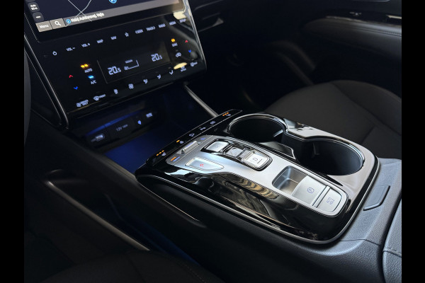 Hyundai Tucson 1.6 T-GDI PHEV 265PK 19''LMV 4WD LED STUUR/STOEL VERW. NAVI ELEK.KLEP 03/2024 PHEV PLUG IN HYBRID 4X4 AWD