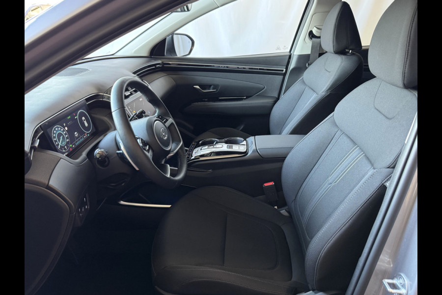 Hyundai Tucson 1.6 T-GDI PHEV 265PK 19''LMV 4WD LED STUUR/STOEL VERW. NAVI ELEK.KLEP 03/2024 PHEV PLUG IN HYBRID 4X4 AWD