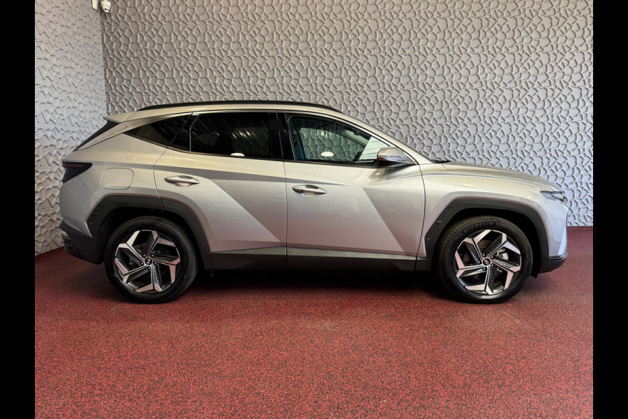 Hyundai Tucson 1.6 T-GDI PHEV 265PK 19''LMV 4WD LED STUUR/STOEL VERW. NAVI ELEK.KLEP 03/2024 PHEV PLUG IN HYBRID 4X4 AWD