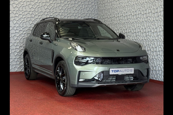 Lynk & Co 01 MORE 276PK NIEUWSTE MODEL HARMAN KARDON LEDER PANO. 15'4 INCH NAVI 360.CAM 20''LMV  ELEK.STOEL/GEHEUGEN STUUR.VERW MINERAL GREEN 07/25 4 JAAR FABRIEKSGARANTIE