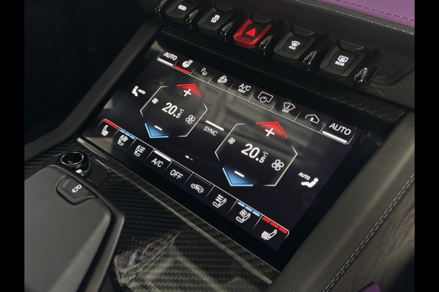 Lamborghini Urus 4.0 V8 HYBRID SE 800 PK ALLE OPTIES/CARBON PACK /AD PERSONAM/VIOLA MITHRAS/ PANO / MASSAGE