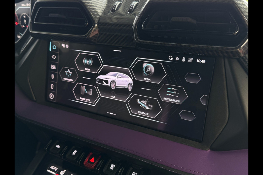 Lamborghini Urus 4.0 V8 HYBRID SE 800 PK ALLE OPTIES/CARBON PACK /AD PERSONAM/VIOLA MITHRAS/ PANO / MASSAGE