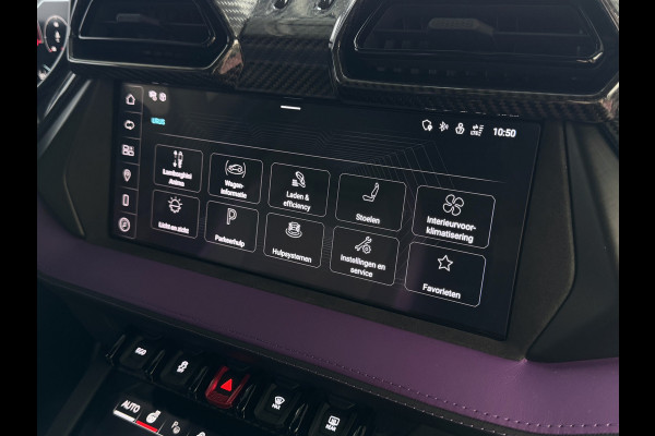 Lamborghini Urus 4.0 V8 HYBRID SE 800 PK ALLE OPTIES/CARBON PACK /AD PERSONAM/VIOLA MITHRAS/ PANO / MASSAGE