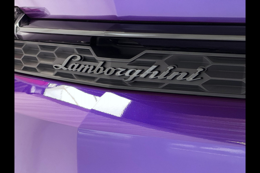 Lamborghini Urus 4.0 V8 HYBRID SE 800 PK ALLE OPTIES/CARBON PACK /AD PERSONAM/VIOLA MITHRAS/ PANO / MASSAGE
