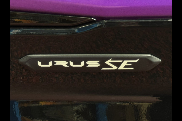 Lamborghini Urus 4.0 V8 HYBRID SE 800 PK ALLE OPTIES/CARBON PACK /AD PERSONAM/VIOLA MITHRAS/ PANO / MASSAGE