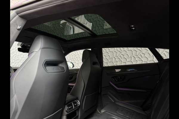 Lamborghini Urus 4.0 V8 HYBRID SE 800 PK ALLE OPTIES/CARBON PACK /AD PERSONAM/VIOLA MITHRAS/ PANO / MASSAGE