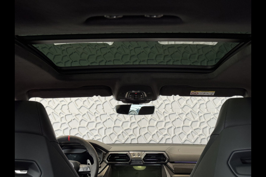 Lamborghini Urus 4.0 V8 HYBRID SE 800 PK ALLE OPTIES/CARBON PACK /AD PERSONAM/VIOLA MITHRAS/ PANO / MASSAGE