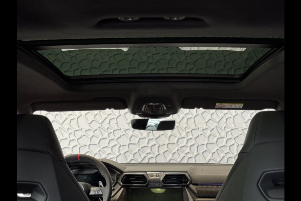 Lamborghini Urus 4.0 V8 HYBRID SE 800 PK ALLE OPTIES/CARBON PACK /AD PERSONAM/VIOLA MITHRAS/ PANO / MASSAGE