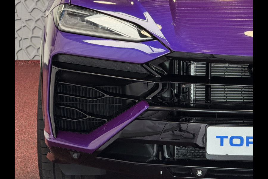 Lamborghini Urus 4.0 V8 HYBRID SE 800 PK ALLE OPTIES/CARBON PACK /AD PERSONAM/VIOLA MITHRAS/ PANO / MASSAGE
